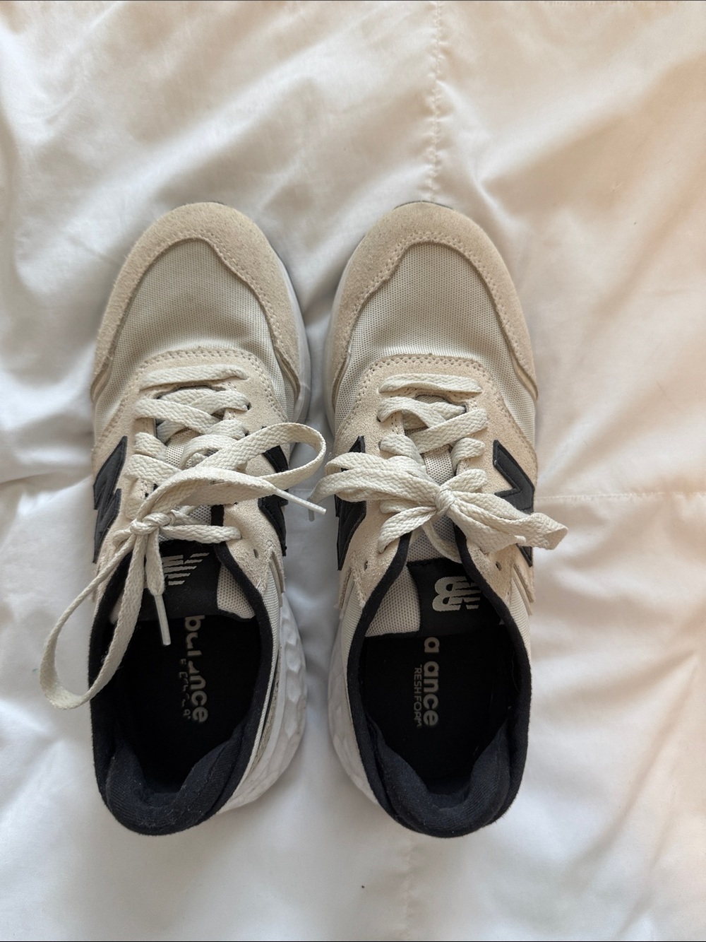 New Balance women’s cream suede and leopard sneaker - Picture 2 of 5